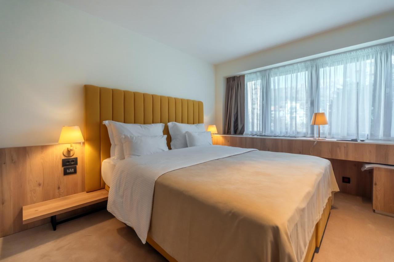 Hotel Agape Bar Bagian luar foto