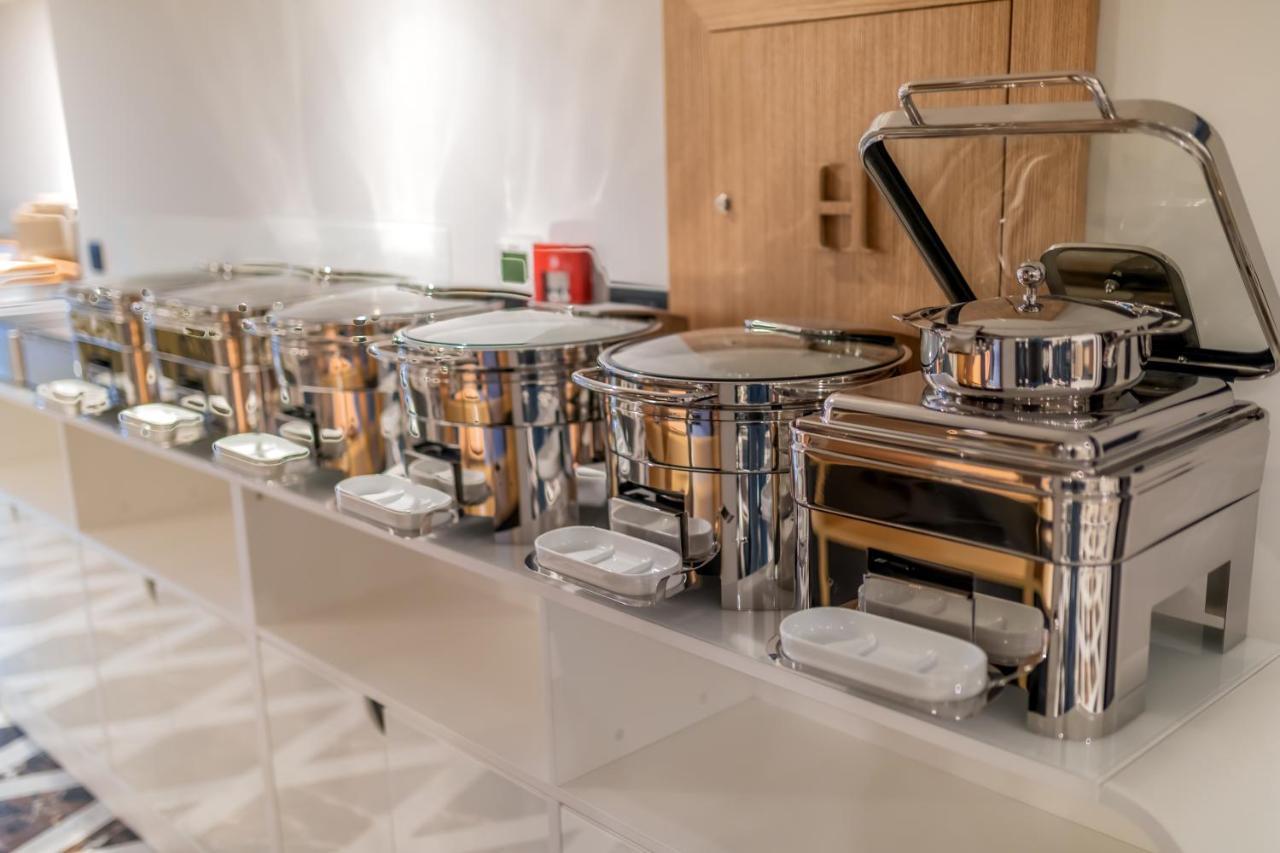 Hotel Agape Bar Bagian luar foto